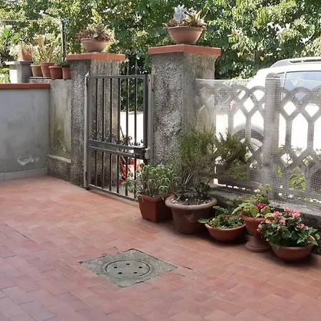 Appartamento Con Giardino A Pisa Σπίτι διακοπών *